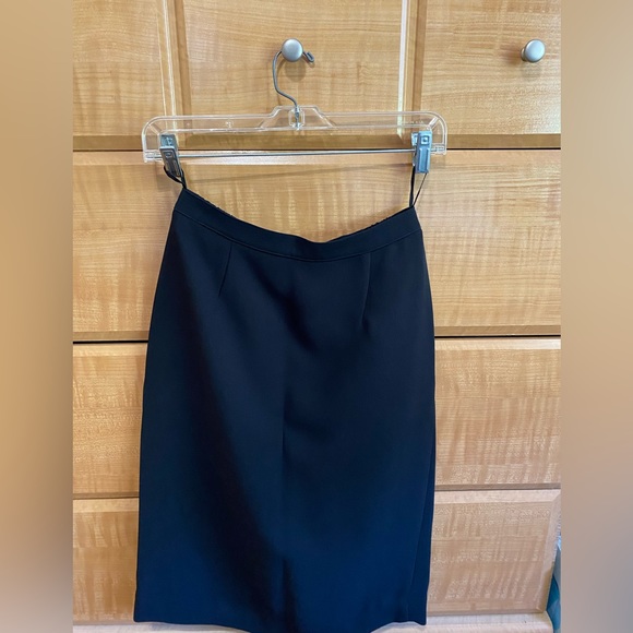 Herbert Grossman 4P Black Skirt Suit With Skirt and Jacket - Picture 6 of 8